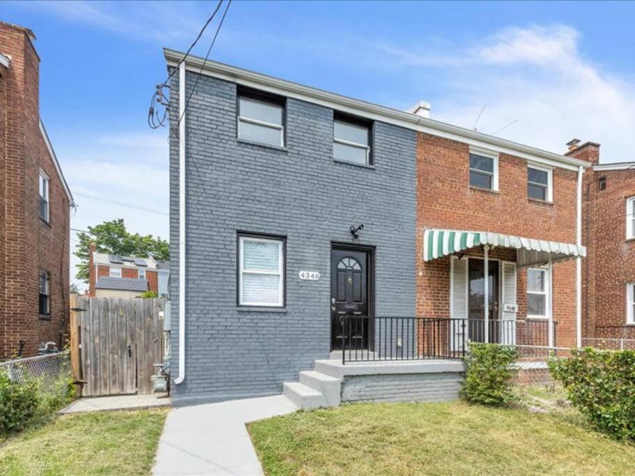 Quaint 3/2.5 Home In Fort Dupont Вашингтон Экстерьер фото
